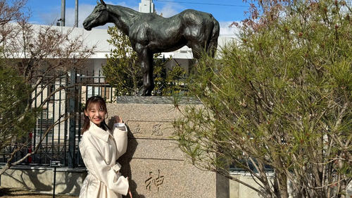 1月新澤菜央オフショット写真2