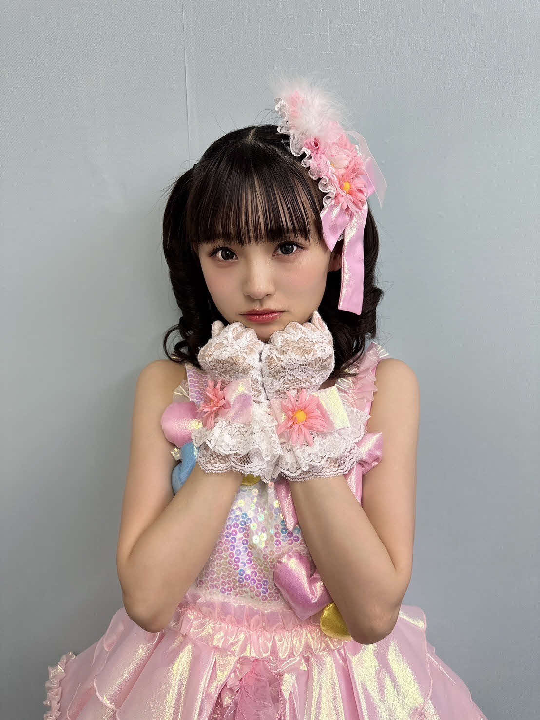 8月新澤菜央オフショット写真3