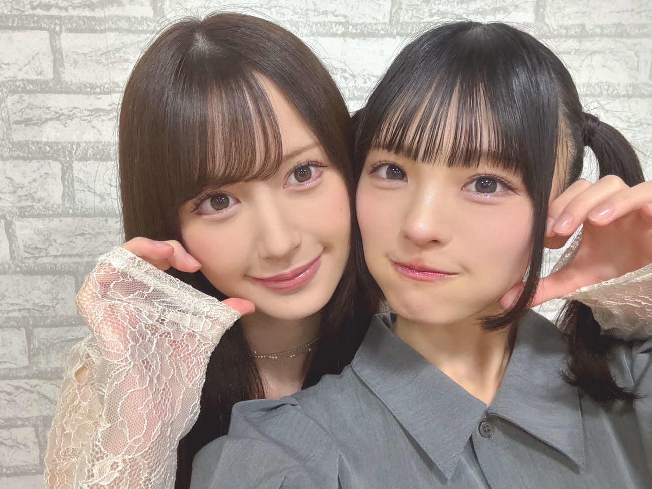対談を行った山本望叶（左）と新澤菜央