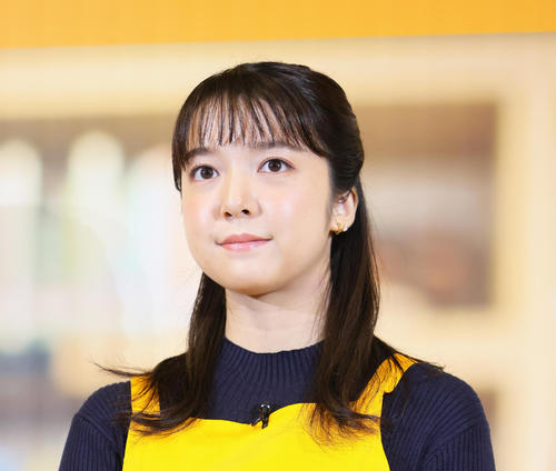 「＃木曜日は本曜日」プロジェクト発表会　発表会に登壇した女優上白石萌音＝2022年10月6日