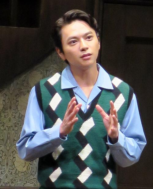 主演舞台「ブロードウェイ・バウンド」開幕前会見で意気込みを語る佐藤勝利
