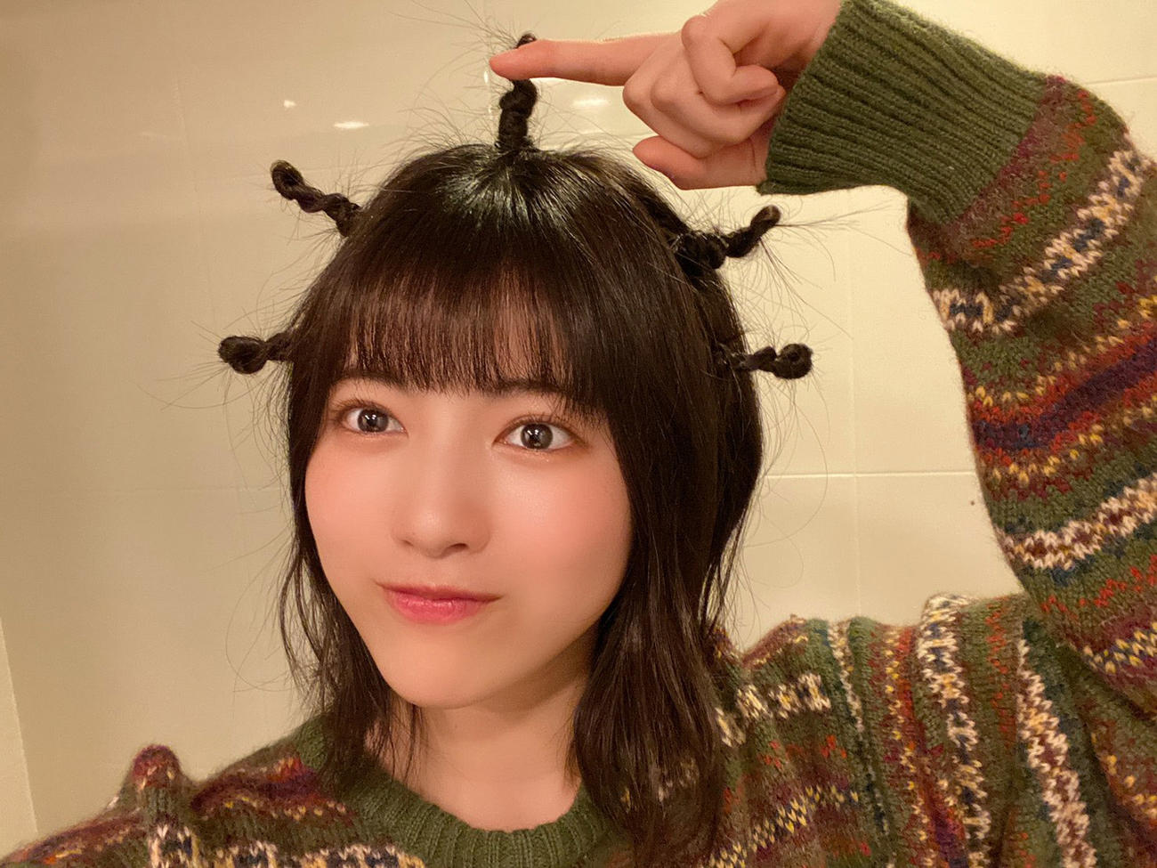 コラムの前任、寺田蘭世さんからいただいたお洋服です
