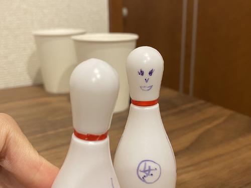 よくボウリングのピンでシミュレーションをしています。