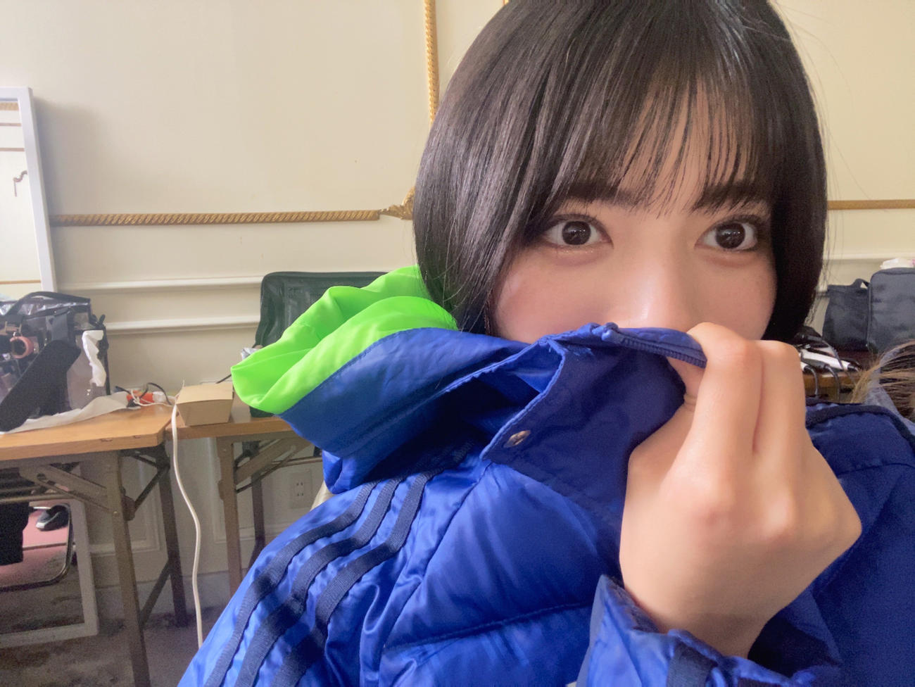 気温が低く寒かったのですが、空気は温かいMV撮影でした。