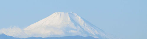 昨日（12月14日）、東京・新宿エリアから見えた富士山の雄姿。今回はスマホでなくコンパクトカメラで撮影したため前回より画質がやや鮮明か