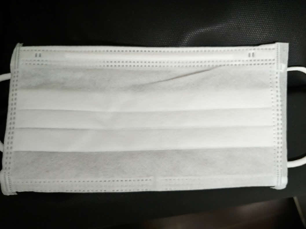 厚手の素材でしっかりした作りのベトナム製マスク