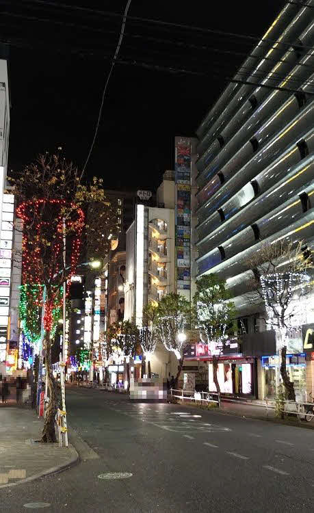 緊急事態宣言延長の可能性も出る中、繁華街にコロナ禍前の活気が戻るのはいつになるのか(緊急事態宣言発令前に撮影。写真と本文に直接的関係はありません)