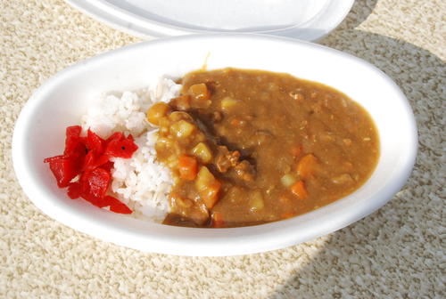 大阪刑務所の「プリズンカレー」（撮影・松浦隆司）