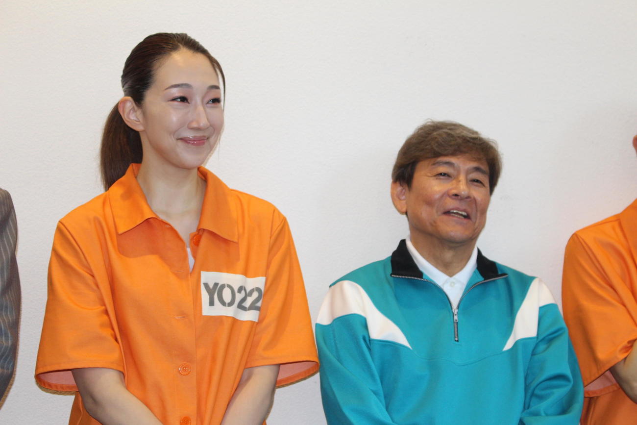 舞台「FOLKER」の紅ゆずる、内場勝則