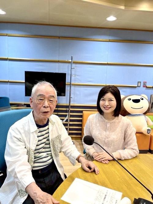 松井愛アナウンサー（右）のポッドキャスト番組にゲスト出演した角淳一さん（松井愛のすこ～し愛してXから）