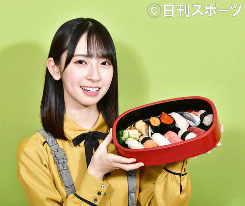 すしが大好きな日向坂46金村美玖(撮影・小沢裕)