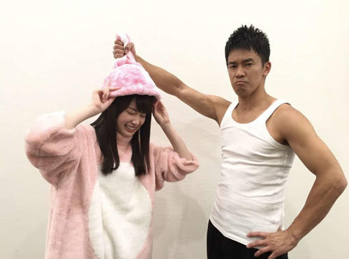 「乃木坂46時間TV」で武井壮（右）と共演した高山一実