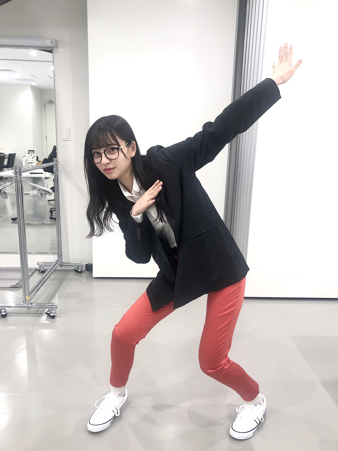 「ノギザカスキッツ」でコントに挑戦した乃木坂46の4期生、金川紗耶