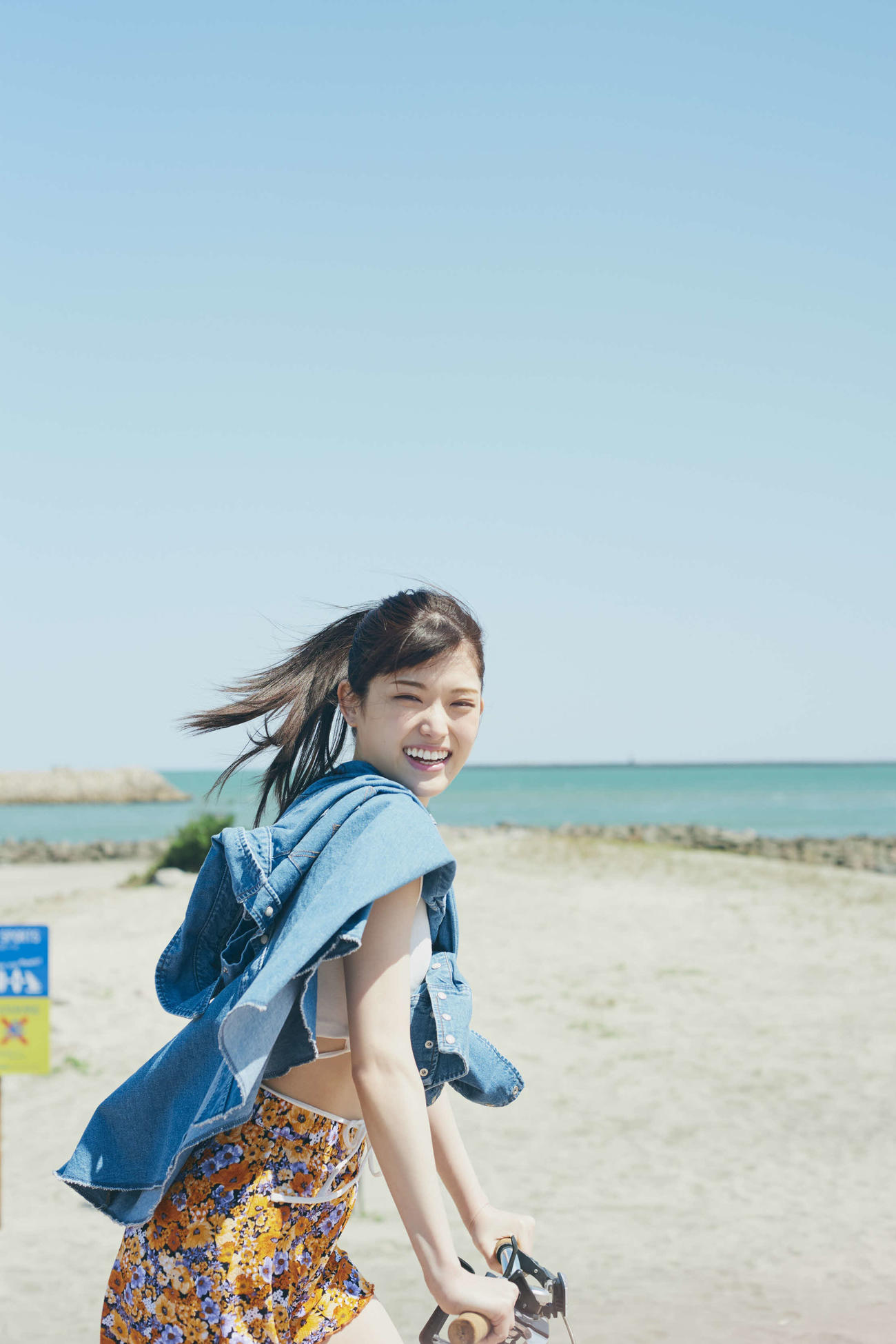 松村沙友理の乃木坂46卒業記念写真集の先行ショット