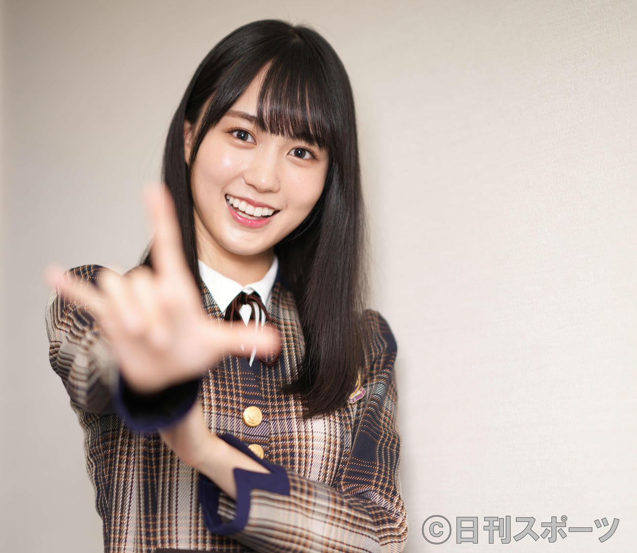 「I see…」の振り付けを笑顔で披露する乃木坂46の賀喜遥香（撮影・鈴木みどり）