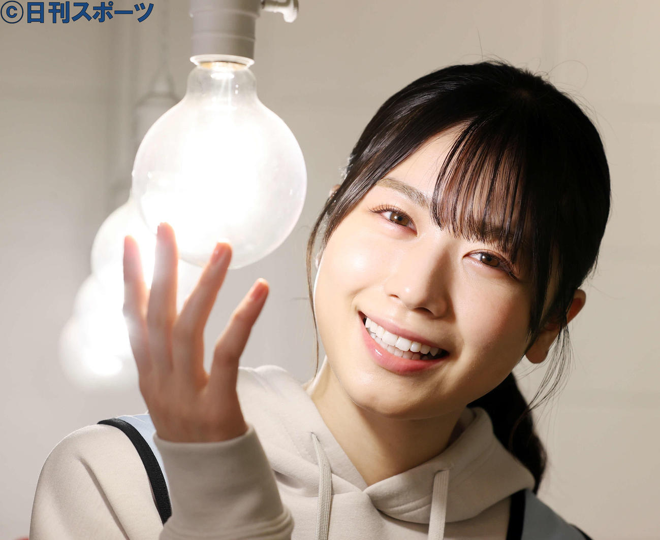 笑顔が印象的な日向坂46丹生明里（撮影・浅見桂子）