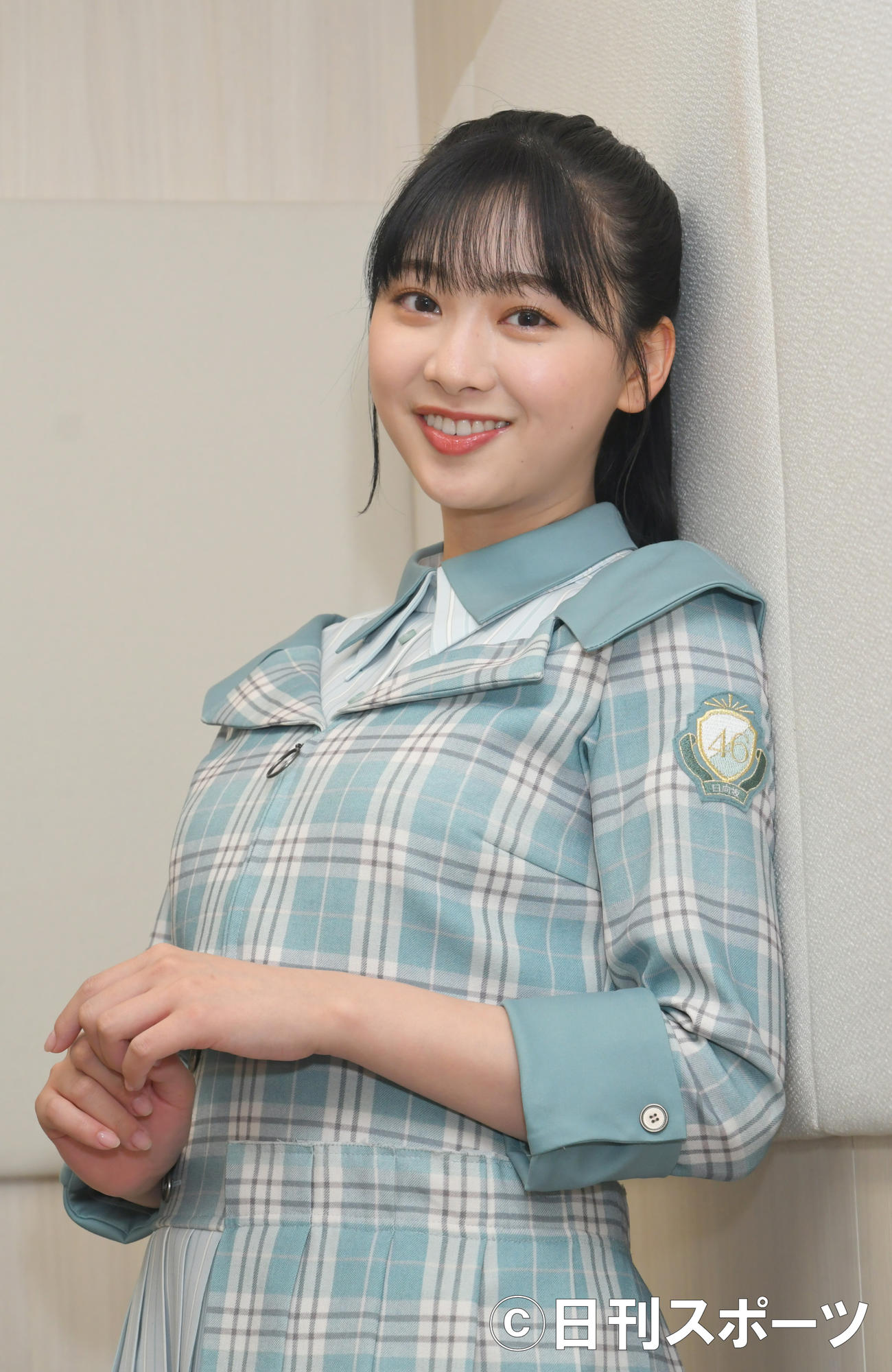 TBS「ラヴィット！」のレギュラーが決まった日向坂46富田鈴花。新しくなった制服も披露した（撮影・酒井清司）