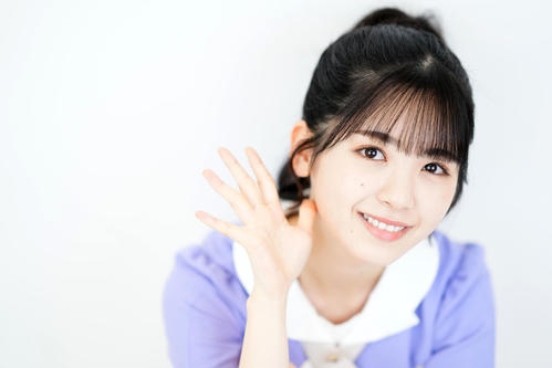 ライブ、モデル、ドラマと多忙な乃木坂46筒井あやめ。そんな時間が楽しく幸せと、愛らしい笑顔を見せた（撮影・横山健太）