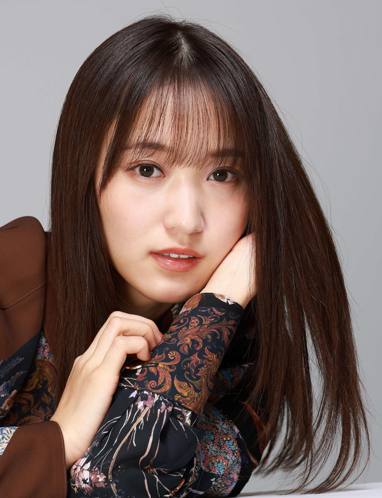 写真集への思いを語る菅井友香（撮影・中島郁夫）