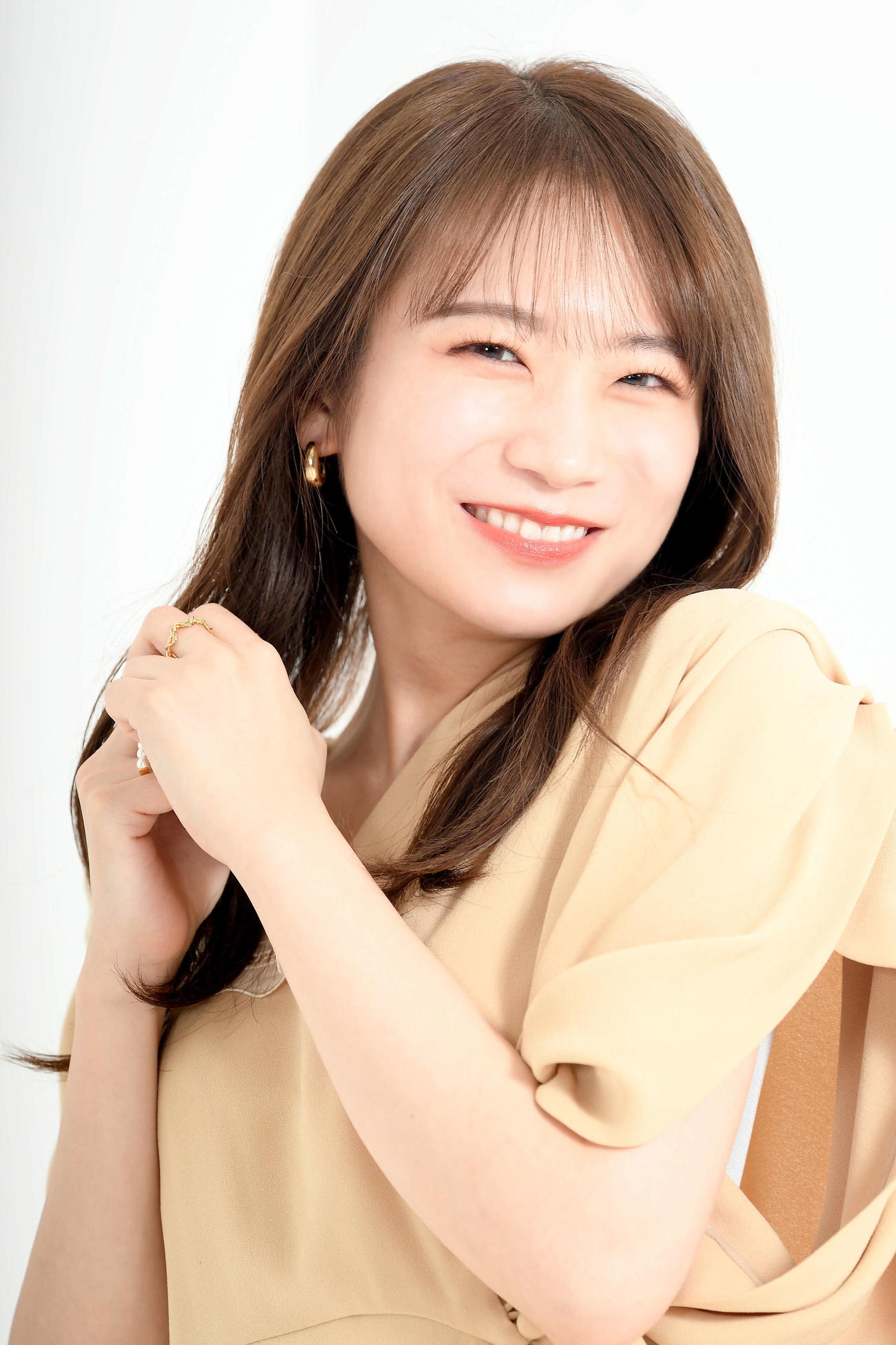 卒業記念写真集「振り返れば、乃木坂」について自身の思いを語った乃木坂46秋元真夏（撮影・たえ見朱実）
