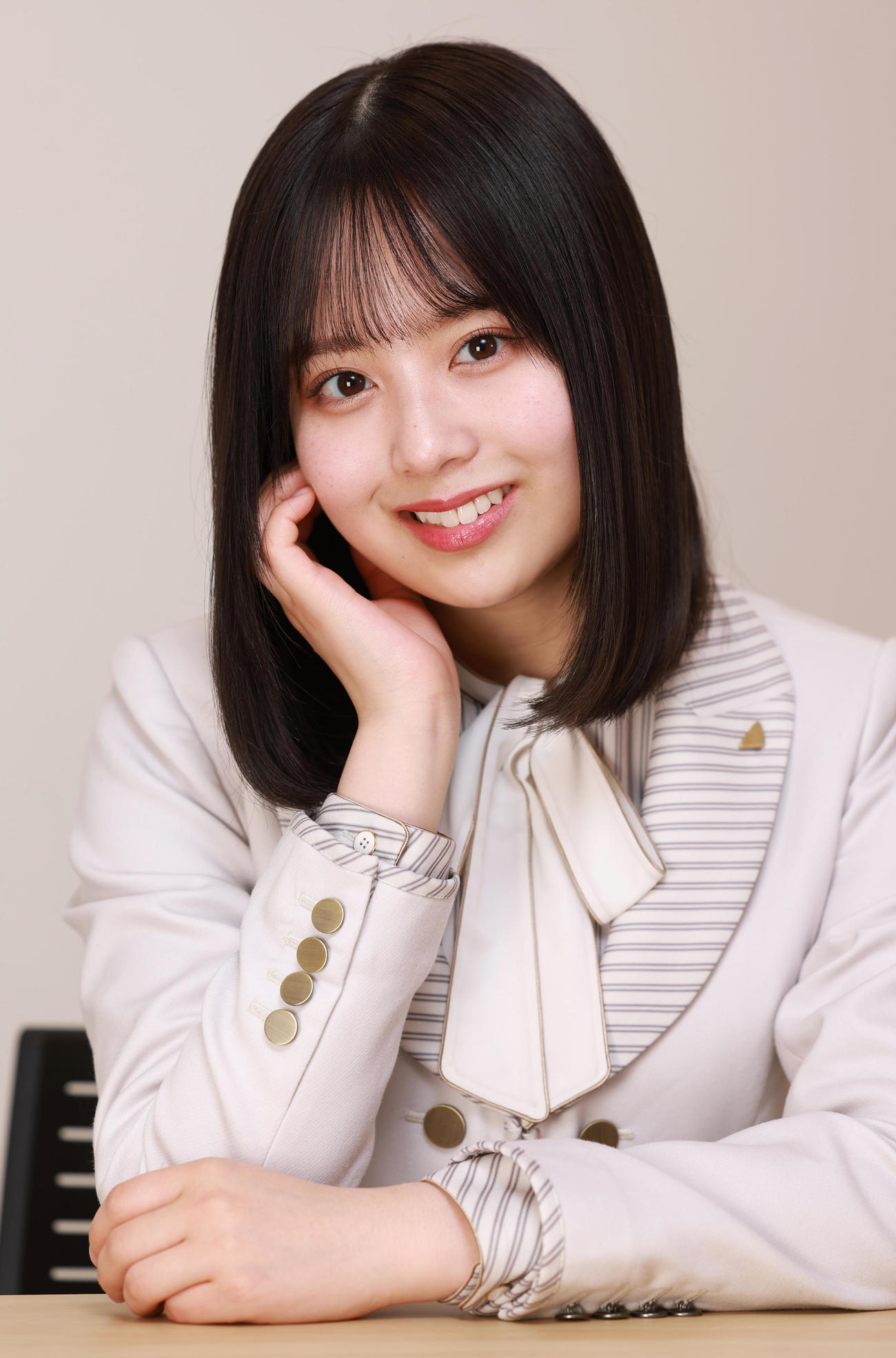 あどけなさの残る表情もかわいい佐藤璃果（撮影・中島郁夫）