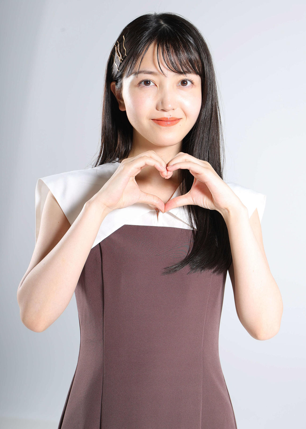 初の写真集にも注目が集まる久保史緒里（撮影・野上伸悟）