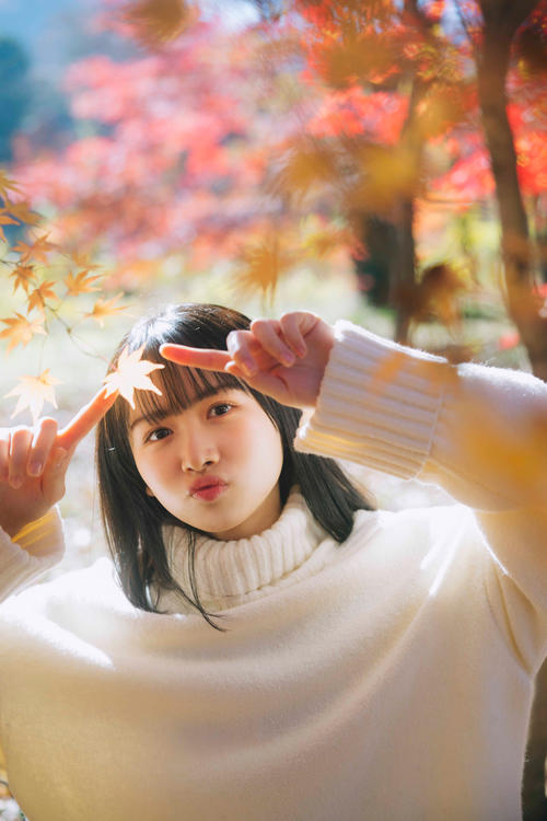 日向坂46上村ひなのファースト写真の先行カット