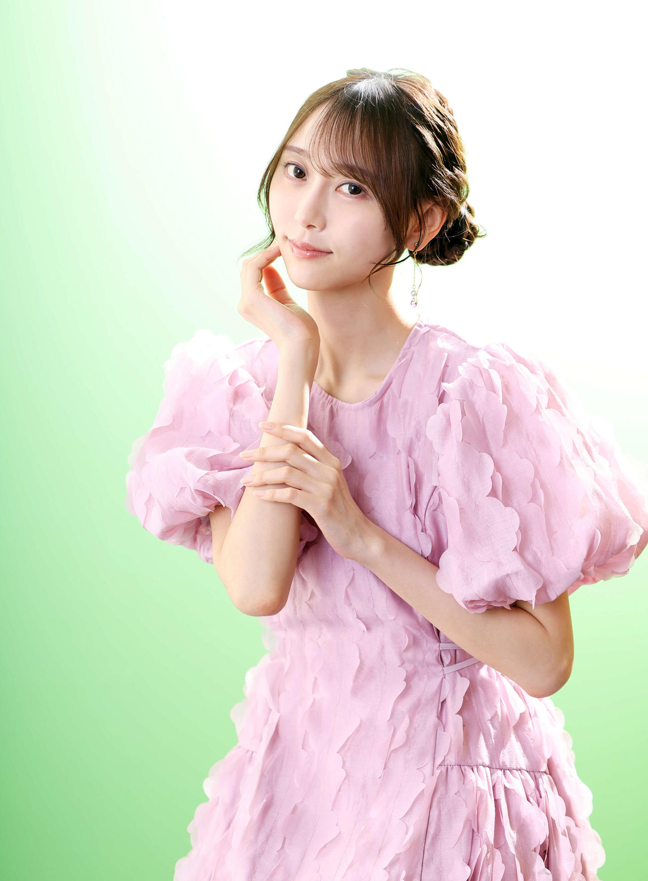 透き通るような清楚（せいそ）感が圧倒的な乃木坂46弓木奈於（撮影・浅見桂子）