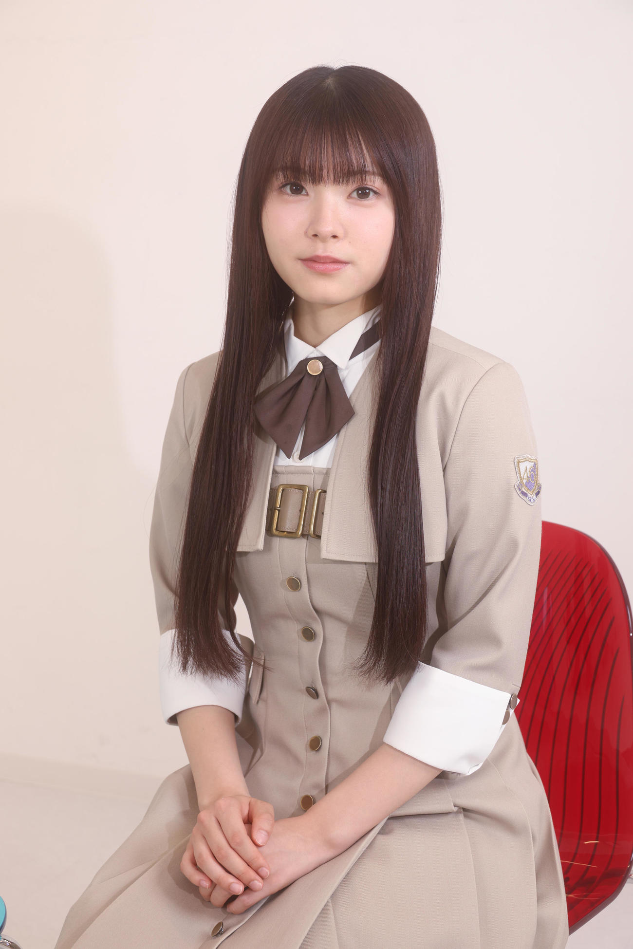 緊張せずに優しい表情を見せる乃木坂46の森平麗心（撮影・中島郁夫）