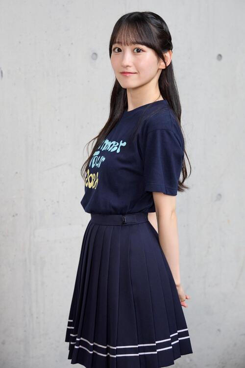 凛とした立ち姿で意思の強さを感じさせる乃木坂46一ノ瀬美空（撮影・佐久間美沙カメラマン）