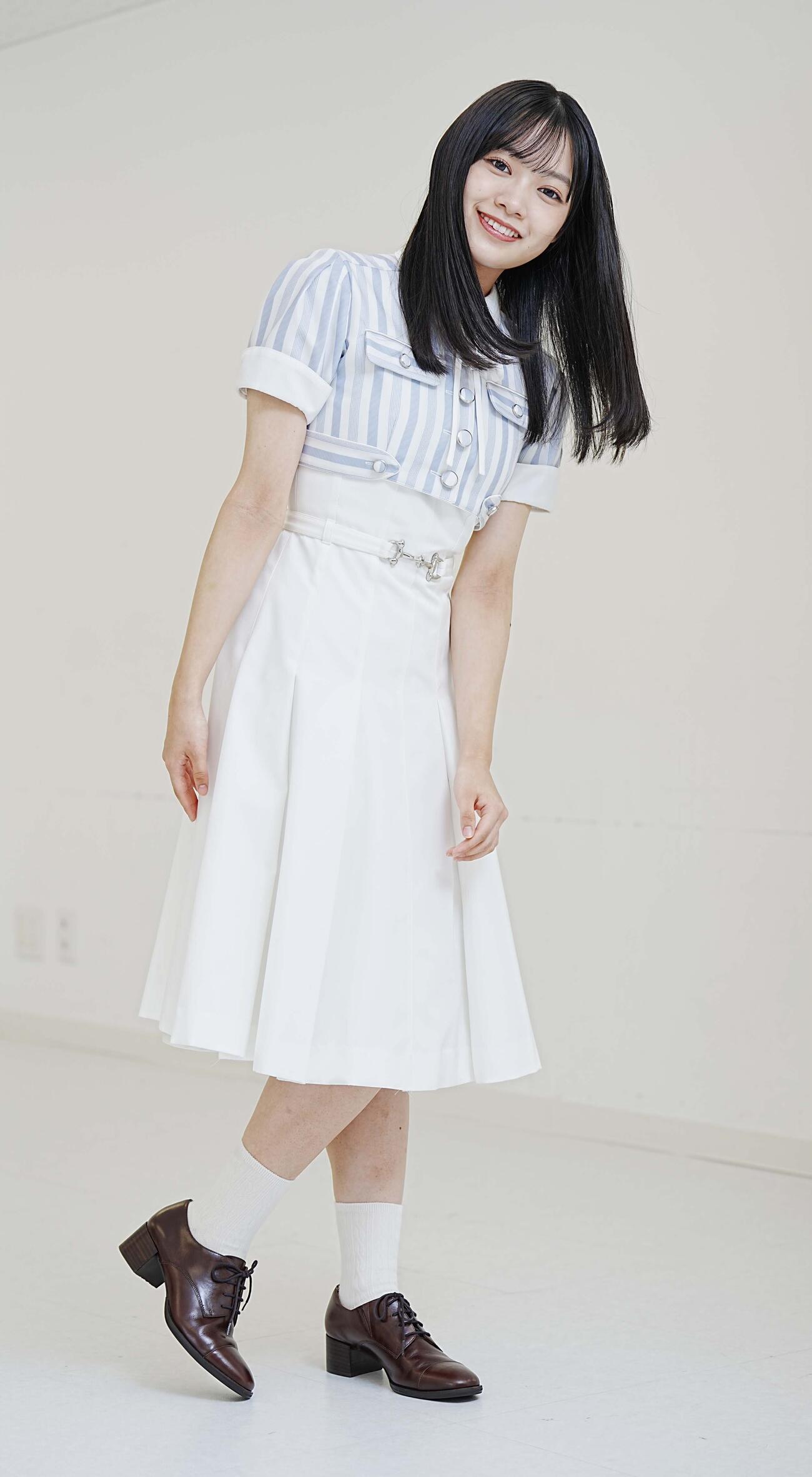 はじめての神宮球場公演を前に胸が高鳴る乃木坂46小津玲奈（撮影・小沢裕）