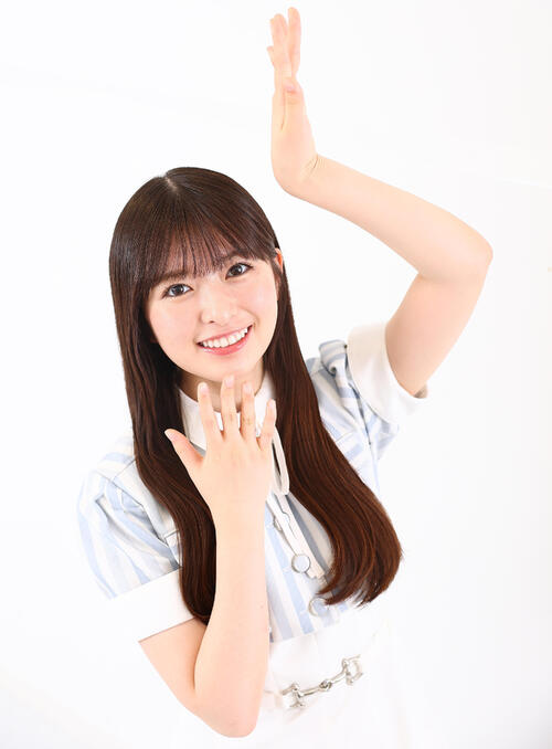 「フォルテシモ」の振り付けを披露してくれた乃木坂46の小川彩(撮影・野上伸悟)