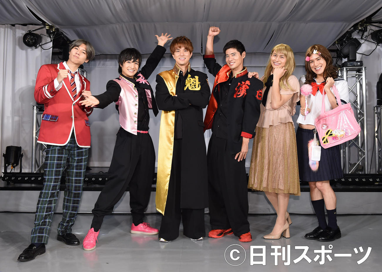 BOYS　AND　MEN（左から）吉原雅斗、本田剛文、水野勝、辻本達規、小林豊、平松賢人（撮影・森本幸一）