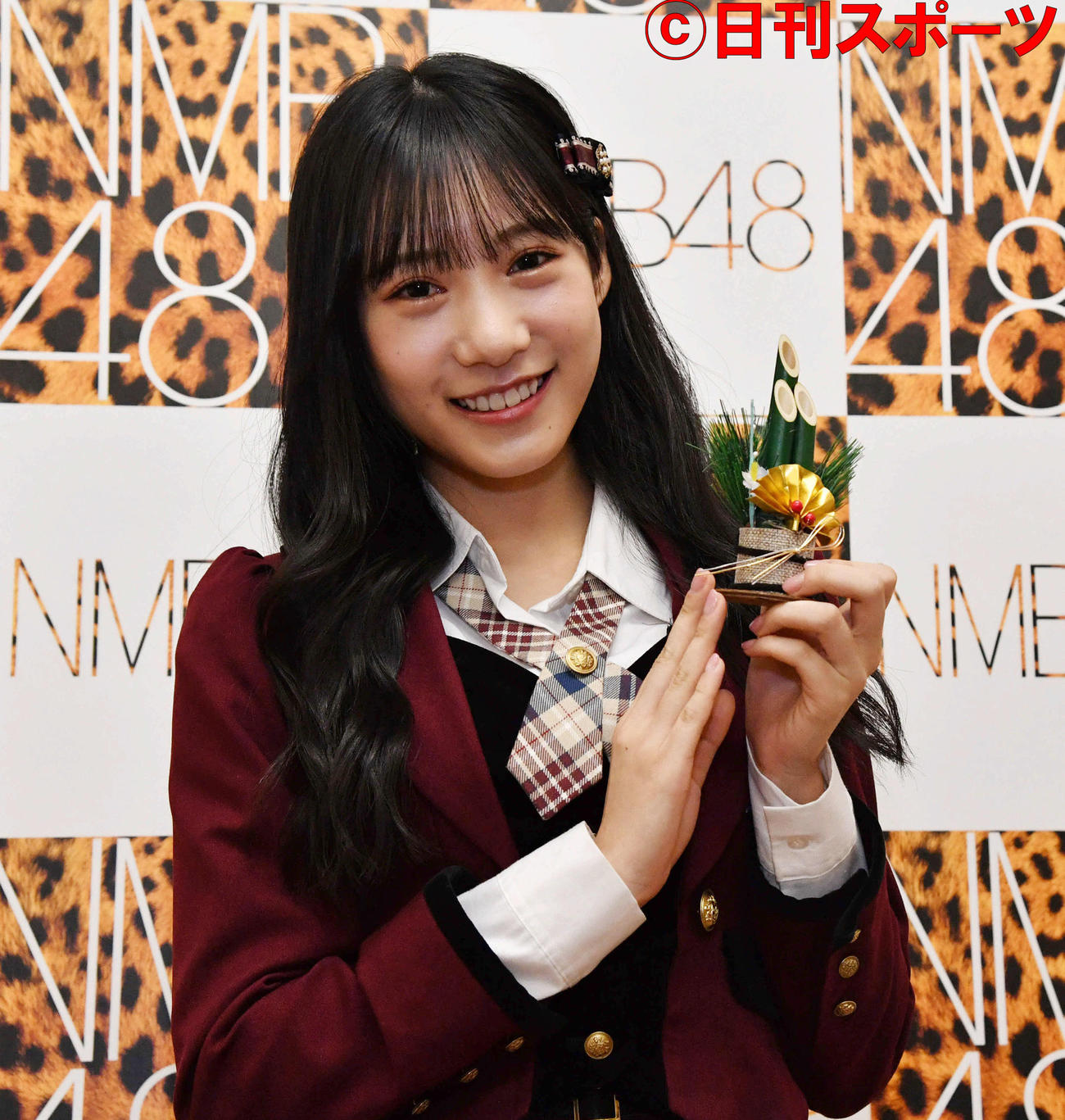 横野すみれ