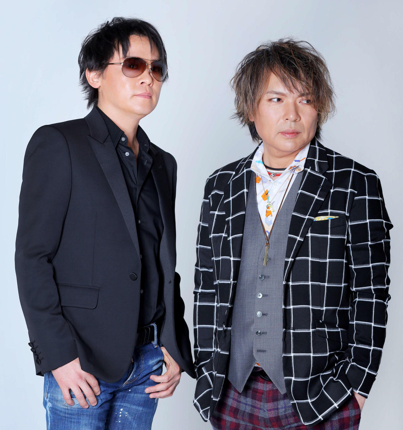 30周年を迎え、より一層力強い雰囲気を放つLUNA　SEAのボーカルRYUICHI（左）とドラムの真矢（撮影・河田真司）