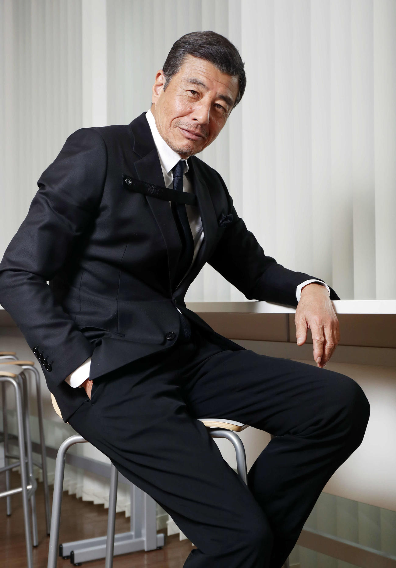 年齢を重ねてますますステキな舘ひろしさんは、渋く決めても思い切り笑ってもダンディーでした（撮影・浅見桂子）