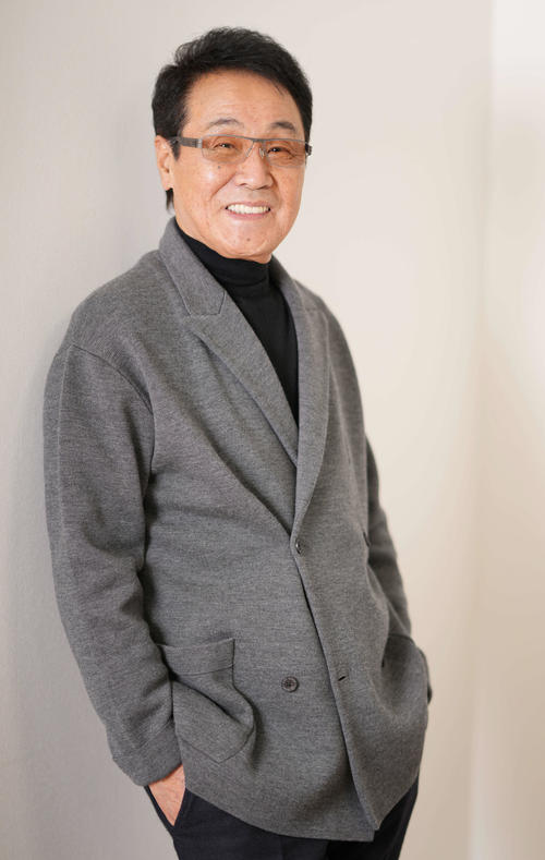 精力的に活動を続ける五木ひろしさん。音楽への愛とリスペクトにあふれていて、とてもパワフルで圧倒されました（撮影・鈴木みどり）