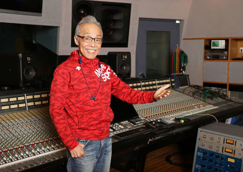 50周年に向け意欲的に活動する谷村新司（撮影・鈴木正人）