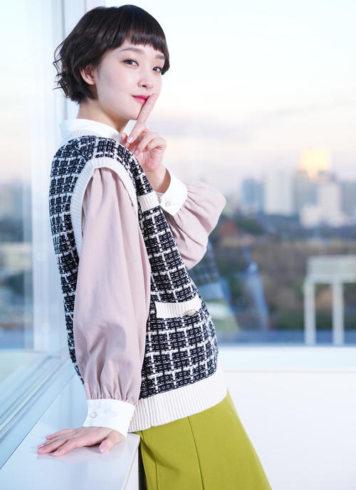 大人びた表情からかわいらしい笑顔までさまざまな表情を見せてくれた剛力彩芽（撮影・垰建太）