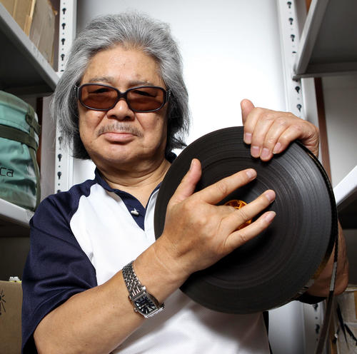 10年8月、インタビューに応じた若松孝二氏