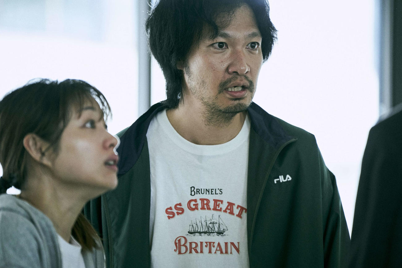 映画「ミッシング」に出演した青木崇高。左は石原さとみ（C）2024「missing」Film Partners
