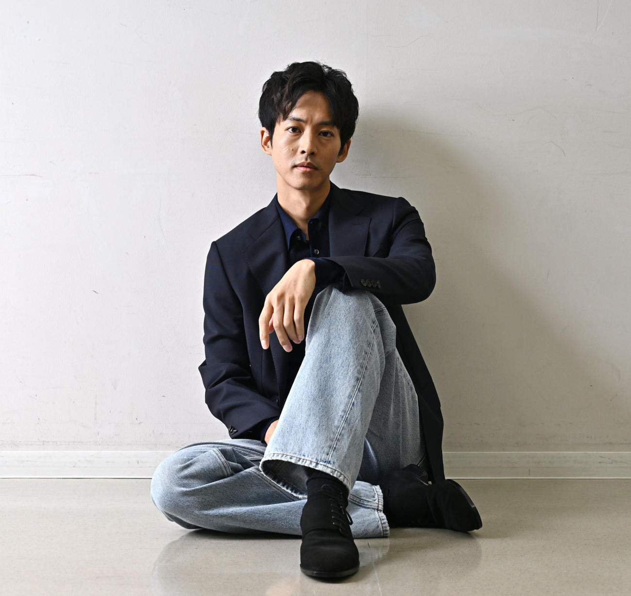 40代はゆるやかに仕事を続けたいと語った松坂桃李。いえいえ、きっと引っ張りだこで忙しく過ごされてると思いますよ（撮影・滝沢徹郎）