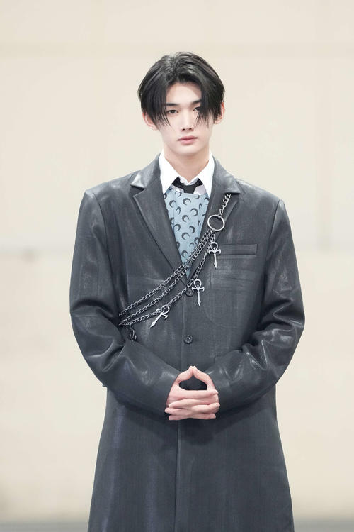＆TEAMのJO（撮影・森本幸一）