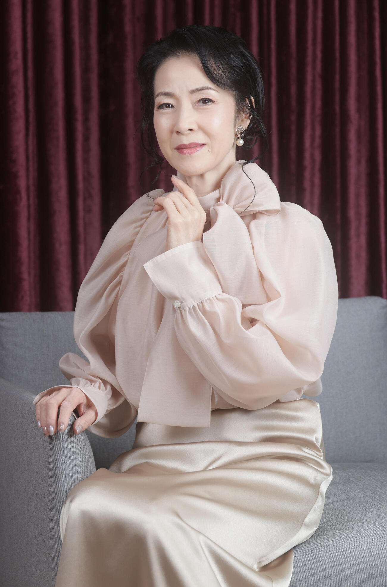 記念曲「遠い昔の恋の歌」発売を前に、デビュー40周年を振り返った坂本冬美（撮影・中島郁夫）