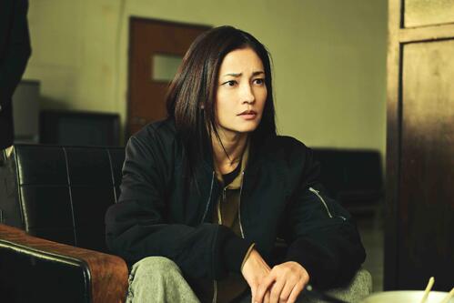 Huluオリジナル「八神瑛子-上野中央署 組織犯罪対策課-」場面カット(提供写真)