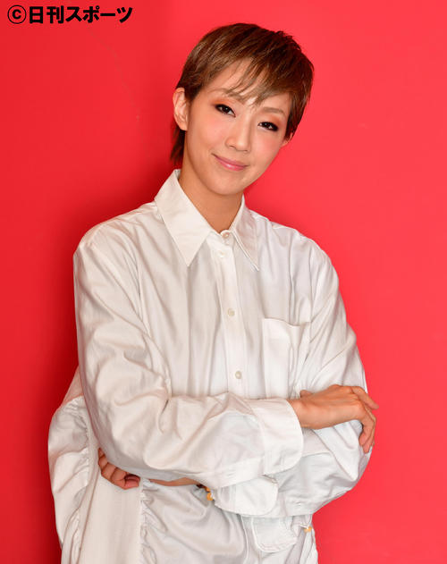 星組公演「鎌足-夢のまほろば、大和し美し-」に中臣鎌足役で出演する紅ゆずる(撮影・清水貴仁)