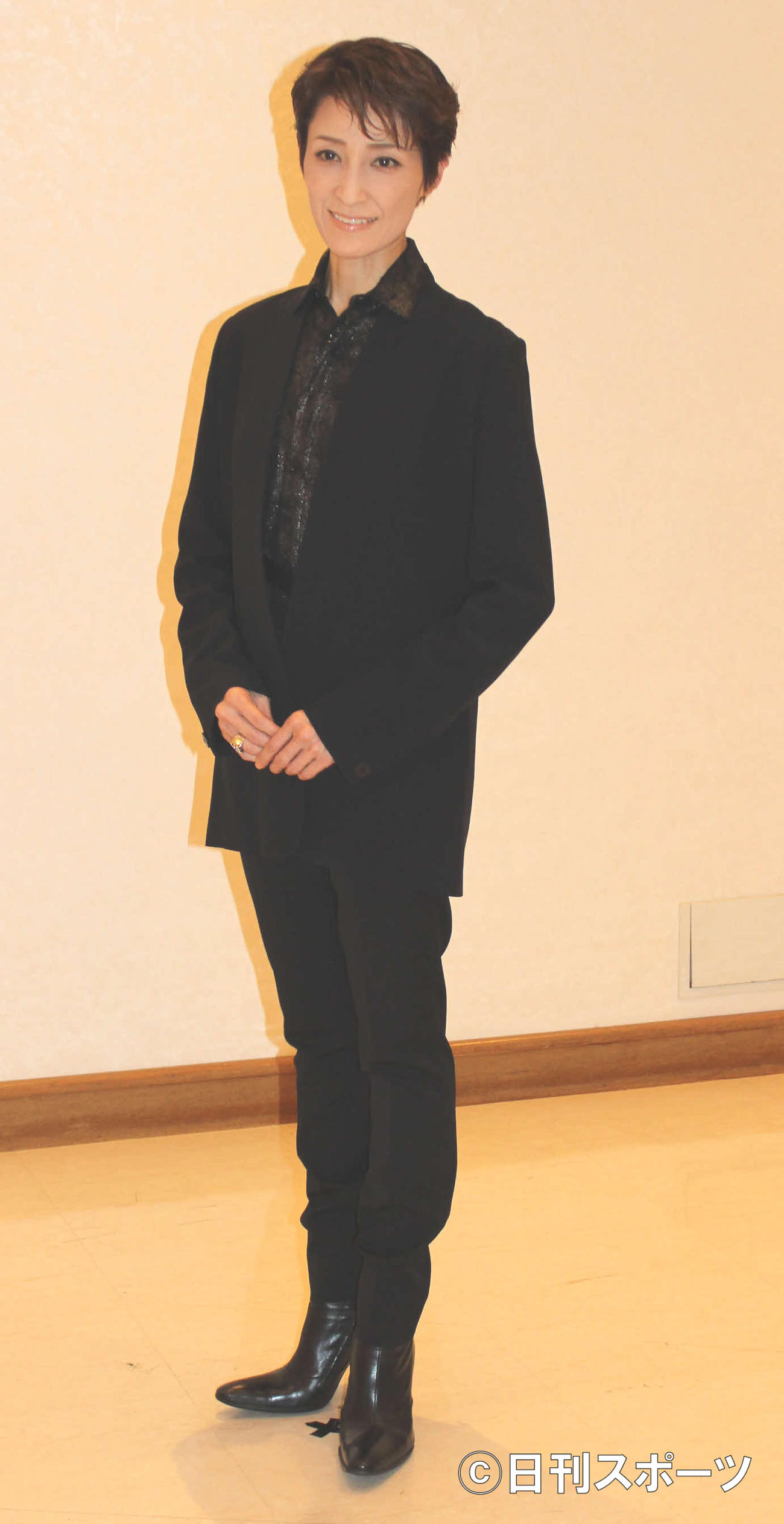年内開幕最後の作品に主演する専科の轟悠（撮影・村上久美子）