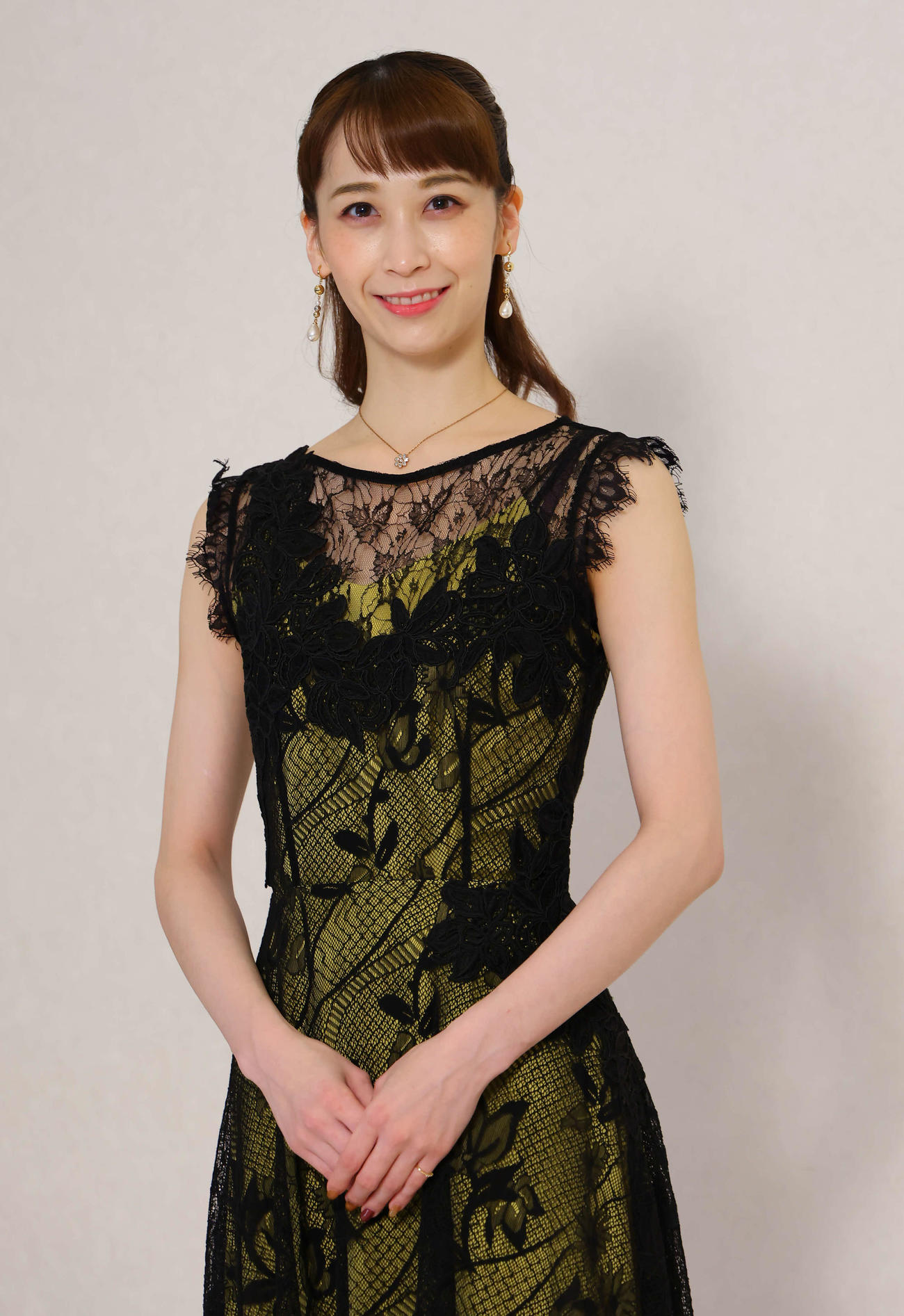 月組新トップ娘役に就き、22年を「挑戦の年」と言う海乃美月