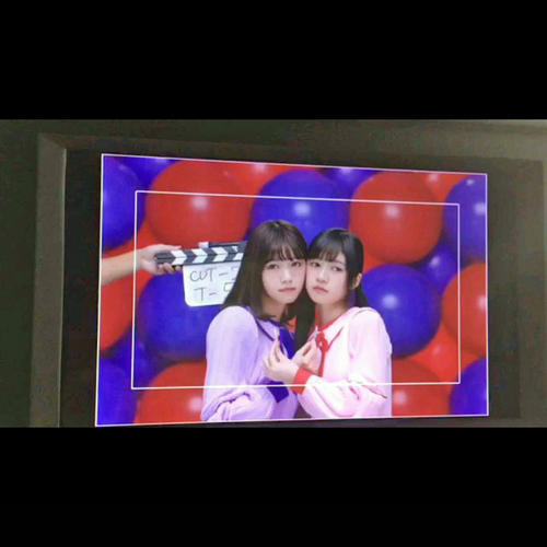 私が持っている一番古い西野さんとのツーショット、CM撮影で凄く良い思いでばかりでした。好きなものが似ているというか…動物が好きなところ、お笑いのツボ、お洋服も。本当はもっと沢山話したいです！残りの時間を大切に過ごしたいです！