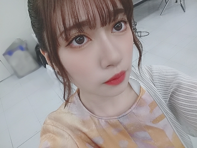 乃木坂46の新曲「しあわせの保護色」（25日発売）のカップリング「アナスターシャ」MVのダンスシーンで着用している衣装